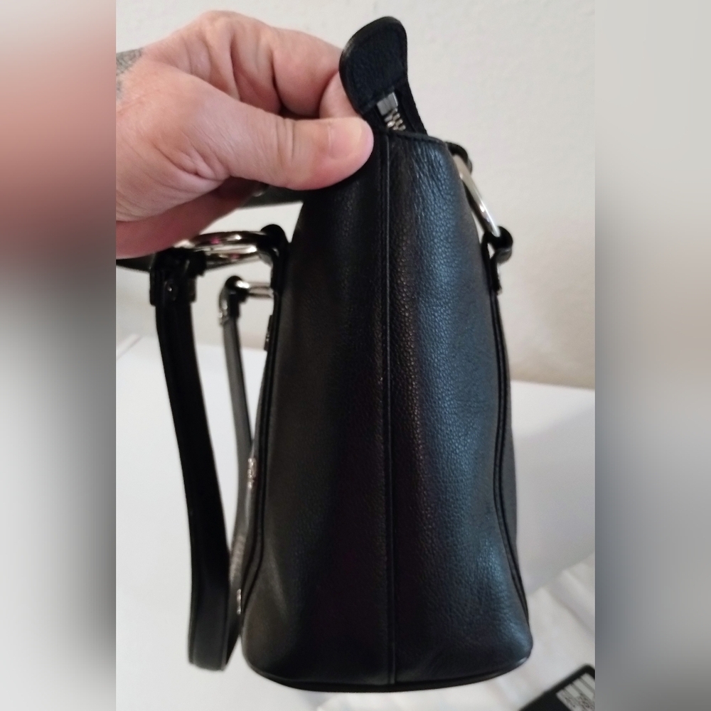 MCM Shoulder Bag With MCM Coin Pouch - Picture 8 of 15